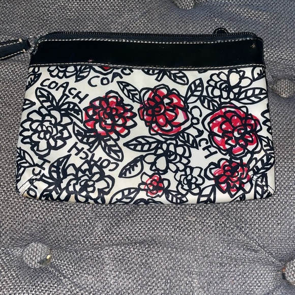 COACH POPPY DAISY GRAFFITI WRISTLET WALLET REMOVEABLE STRAP COIN PURSE POUCH - Picture 8 of 9